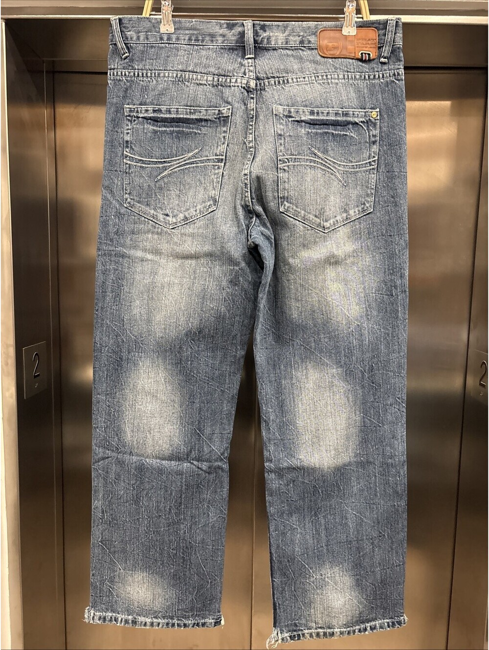 Vintage Y2K Phat Farm Jeans Men's 36x33 Blue Denim Wide Leg Baggy Jeans